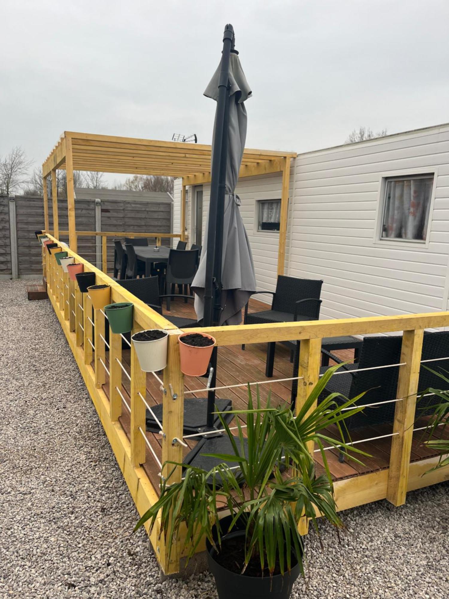 Le Familly Team Hotel Ardres Exterior photo